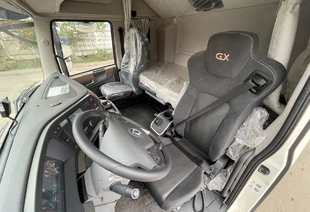 DONGFENG GX DFH4180 (МРМ 18т) ТЯГАЧ 4×2